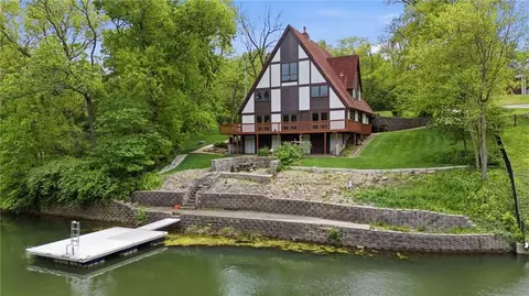 7616 NW Eastside Dr, Weatherby Lake, MO 64152