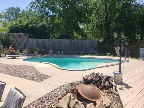 14101 E 39th St, Independence, MO 64055