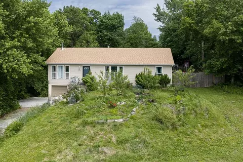 3715 Pomeroy Dr, Kansas City, KS 66109