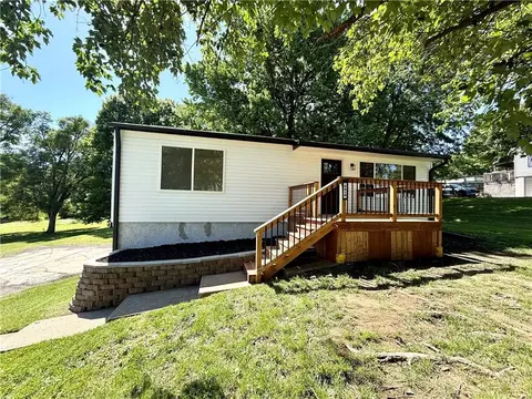 3410 S 30th St, Saint Joseph, MO 64503