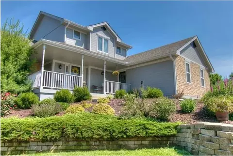 1708 Marble Dr, Kearney, MO 64060
