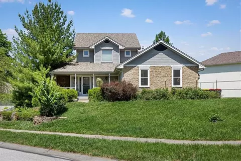 1708 Marble Dr, Kearney, MO 64060