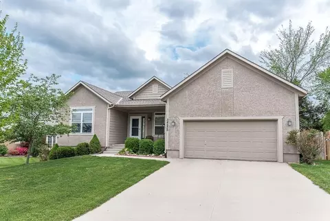 34535 W 84th St, De Soto, KS 66018