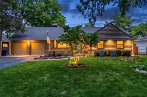 6325 Maple Dr, Mission, KS 66202