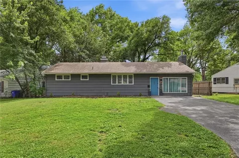 7302 Elm Ave, Raytown, MO 64133