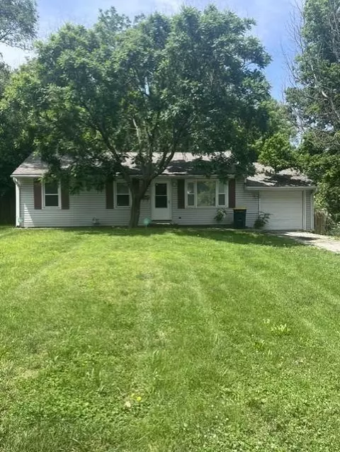 10316 Oakland Ave, Kansas City, MO 64134