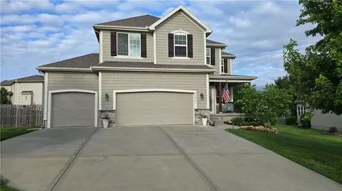 26061 W 141st Ct, Olathe, KS 66061