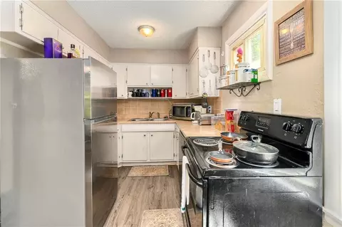 Kitchen - 16705 E 3rd St, Independence, MO 64056 photo 1 of 3