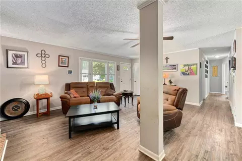 Entry Way - 16705 E 3rd St, Independence, MO 64056 photo 1 of 4