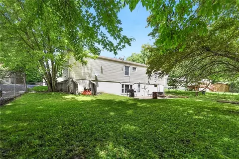 Exterior - 16705 E 3rd St, Independence, MO 64056 photo 7 of 9