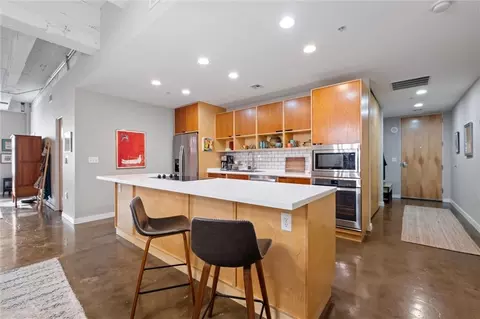 21 W 10th St #7D, Kansas City, MO 64105