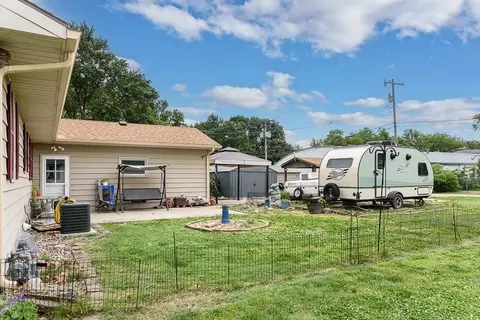 Exterior - 207 Main St, Perry, KS 66073 photo 1 of 3
