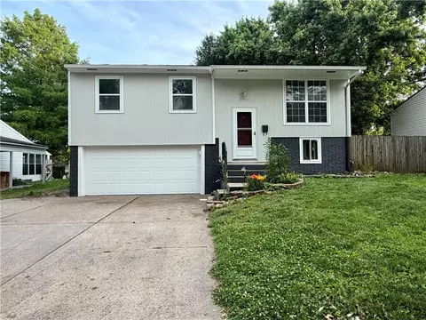 19219 E 6th St N, Independence, MO 64056