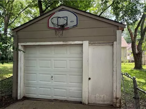 Other - 419 N Willis Ave, Independence, MO 64050 photo 1 of 7