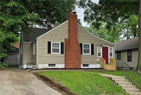 Exterior - 419 N Willis Ave, Independence, MO 64050 photo 2 of 4