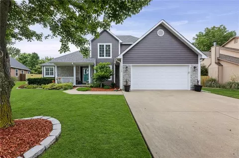 1328 S Redbud St, Ottawa, KS 66067