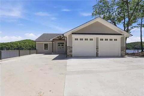 154 Lakeway Ln, Climax Springs, MO 65324