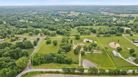 12703 Northern Ave, Liberty, MO 64068