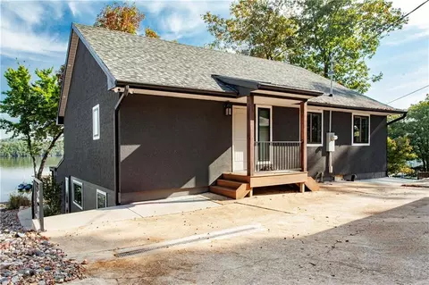 472 Osage Oaks Dr, Climax Springs, MO 65324
