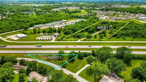 21702 N Main St, Peculiar, MO 64078