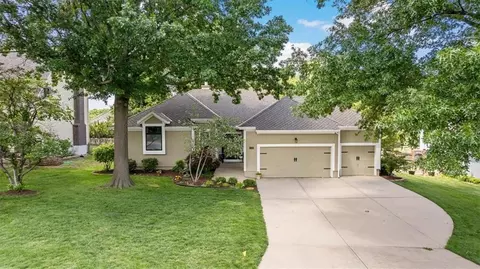 5408 W 153rd St, Leawood, KS 66224