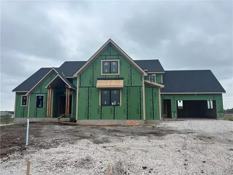 9502 W 176th Ter, Overland Park, KS 66221