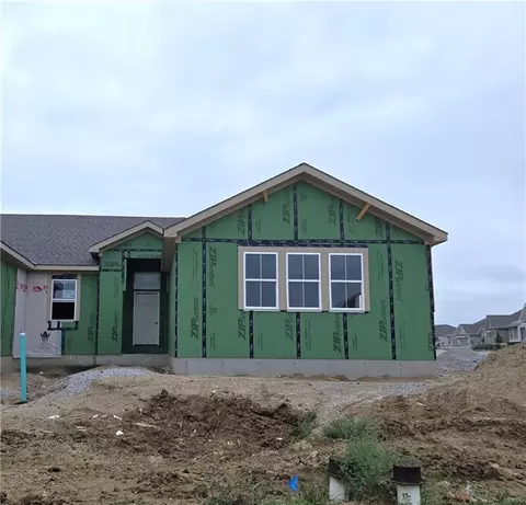 14550 Amanda Ln, Basehor, KS 66007