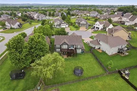 View/Area - 2353 SW Switchback Ct, Lees Summit, MO 64082 photo 2 of 3