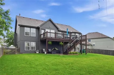 Exterior - 2353 SW Switchback Ct, Lees Summit, MO 64082 photo 5 of 6