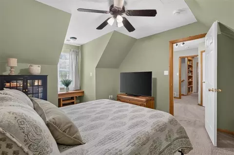 Bedroom - 410 E Neil Chiles Rd, Buckner, MO 64016 photo 6 of 6