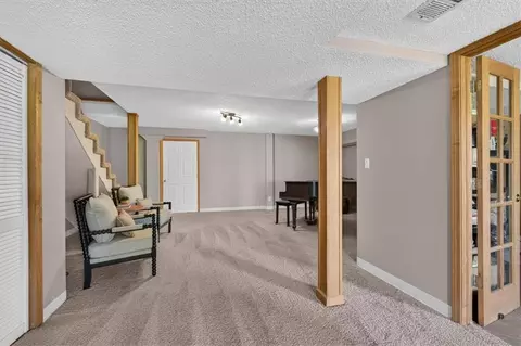 Entry Way - 410 E Neil Chiles Rd, Buckner, MO 64016 photo 3 of 3
