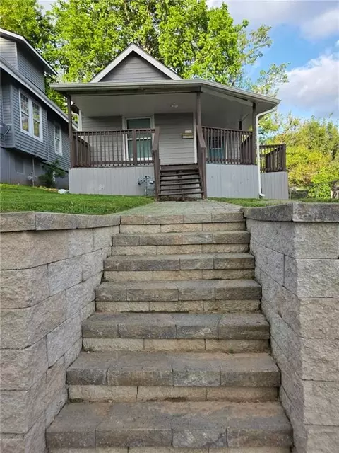 221 N 25th St, Kansas City, KS 66102