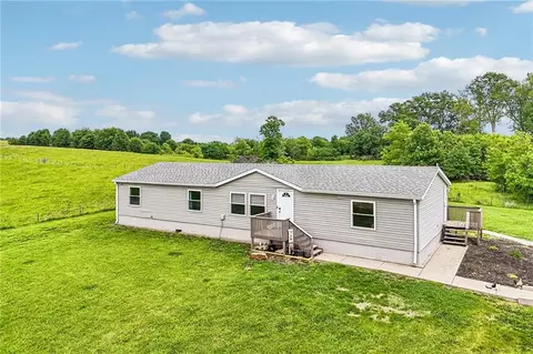 351 NW 621st Rd, Centerview, MO 64019