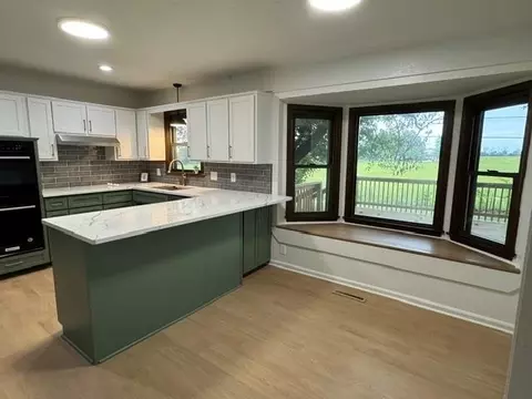 Kitchen - 1003 Todd St, Cameron, MO 64429 photo 3 of 7