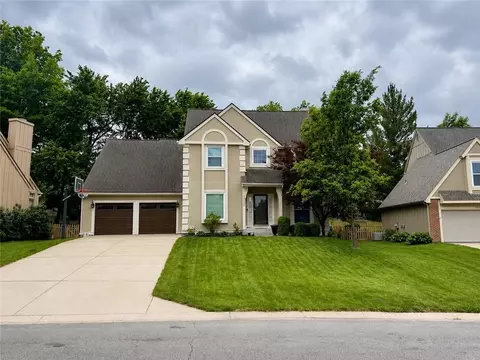 13802 Pembroke Ln, Leawood, KS 66224