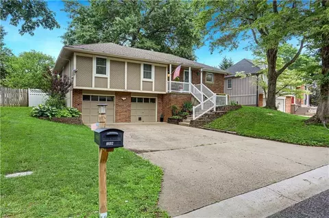 16012 W 139th Ter, Olathe, KS 66062