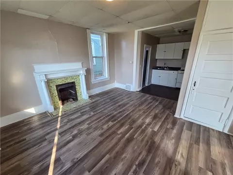 1325 Mitchell Ave, Saint Joseph, MO 64503 photo 3