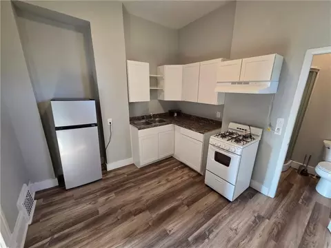 1325 Mitchell Ave, Saint Joseph, MO 64503 photo 7