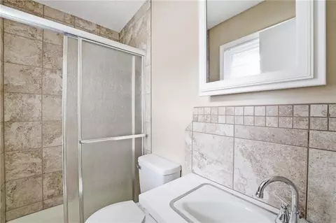 Bath - 203 N Murphy Dr, Raymore, MO 64083 photo 1 of 3