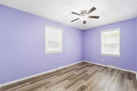 Bedroom - 203 N Murphy Dr, Raymore, MO 64083 photo 2 of 3