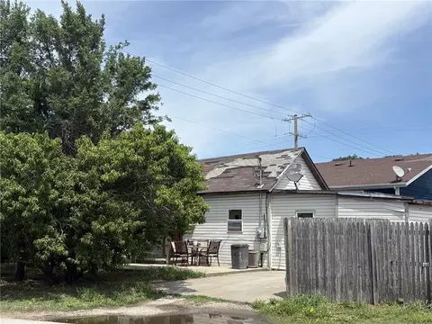 808 Hickory St, Saint Joseph, MO 64503