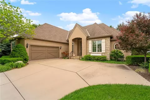 5405 W 141 Ter, Leawood, KS 66224