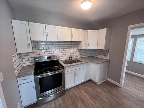 11117 E 15th St, Independence, MO 64052 photo 7