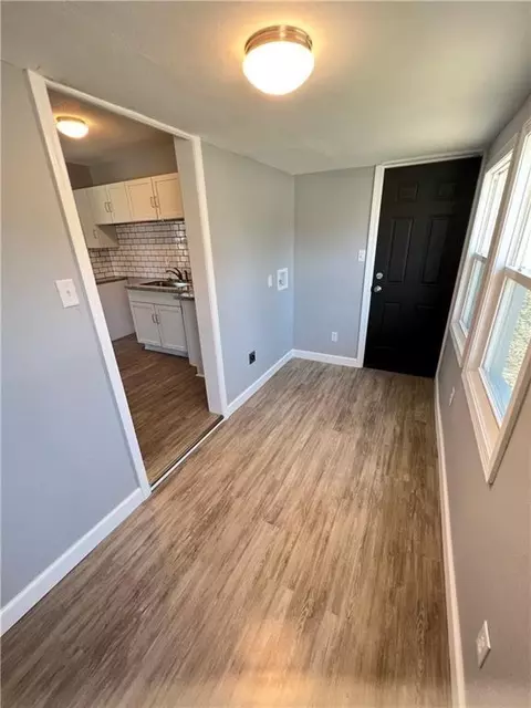 11117 E 15th St, Independence, MO 64052 photo 9