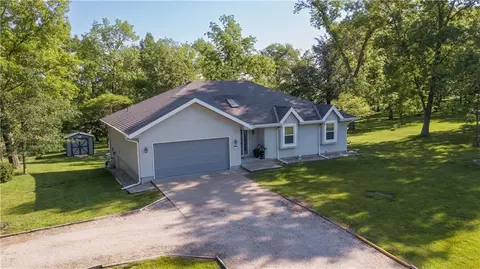 11025 SW Shagbark Rd, Clarksdale, MO 64430