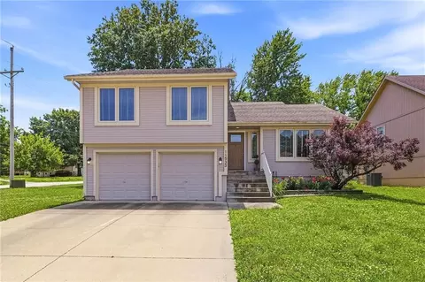 11533 E 74th Street Ct, Kansas City, MO 64133