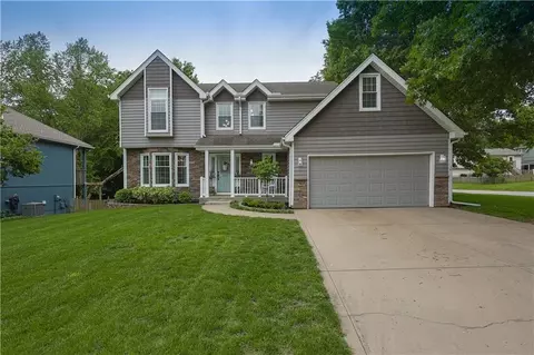 953 Yancey St, Liberty, MO 64068