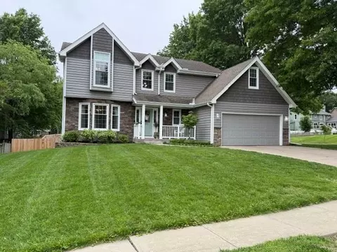 953 Yancey St, Liberty, MO 64068
