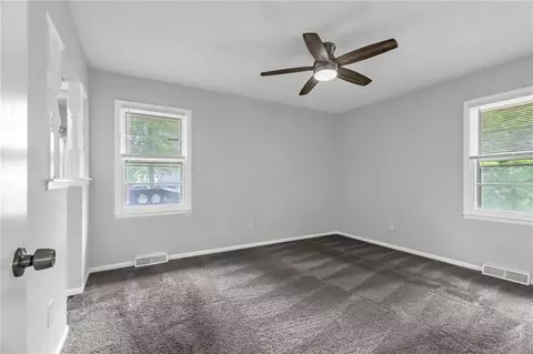 Bedroom - 17908 E Cheyenne Dr, Independence, MO 64056 photo 3 of 4