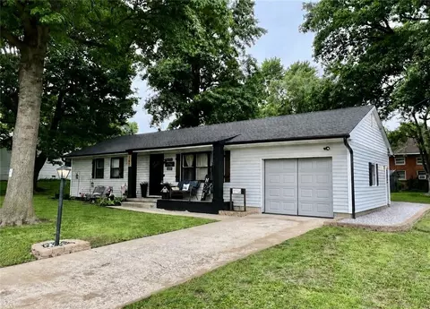 207 W 2nd St, Alma, MO 64001